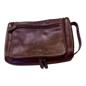 Fossil Men’s Brown Leather Toiletry Bag for Traveling